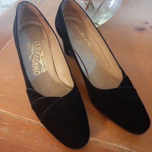 Ferragamo Black Suede Pumps